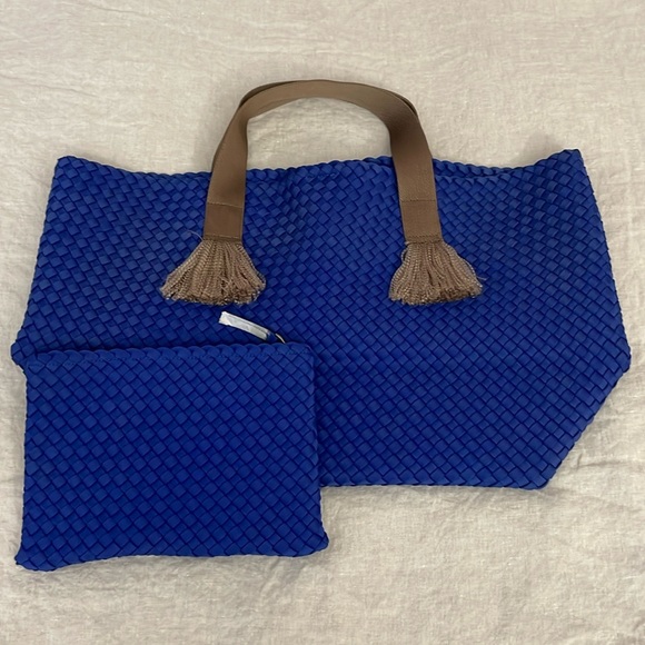 ORIGINAL Naghedi NYC Tulum Tote & Pouch(Clutch) - Picture 2 of 6